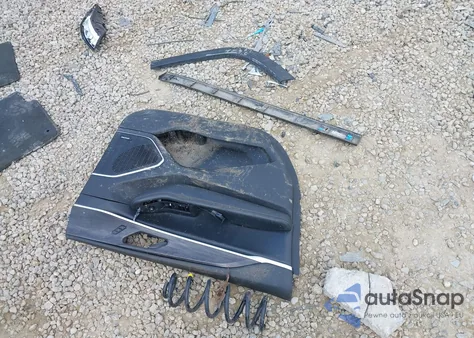 2021 Jeep Grand Cherokee L Limited 4X4 z USA, uszkodzony, nr VIN 1C4RJKBG6M8132181